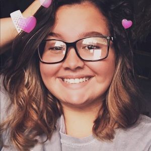 Meet your Posher, Hayley